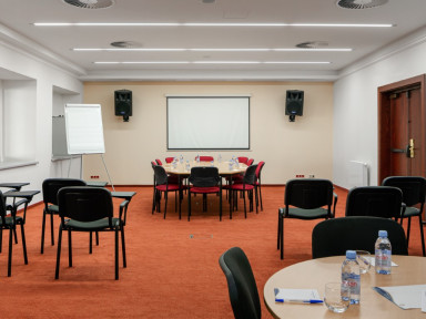19-51-Nabokov conference room