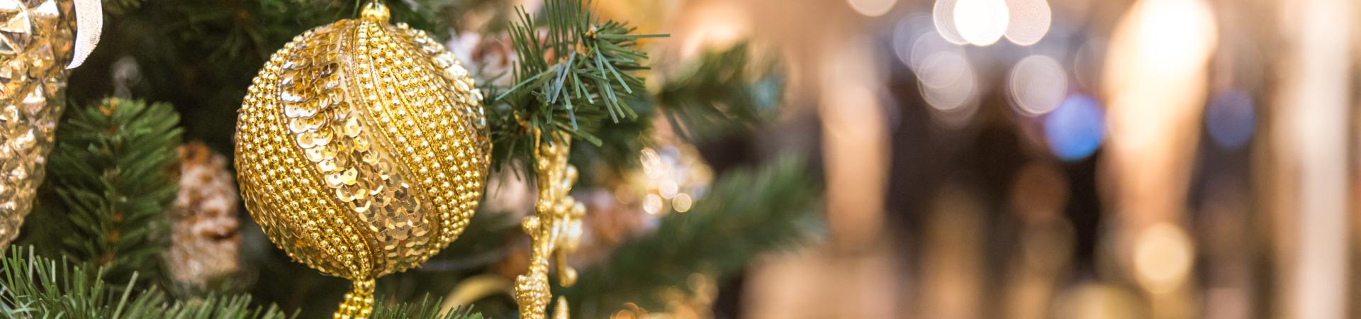 christmas-tree-decoration
